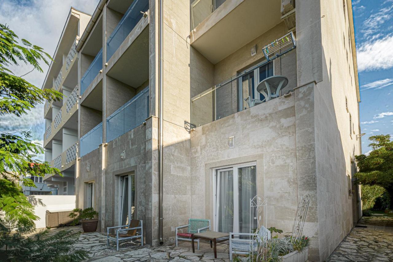 Studio Holiday Adriatic Pag Town Exteriér fotografie
